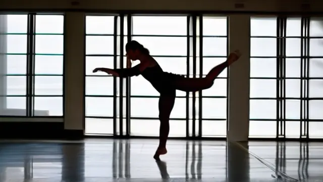 Vedika Pinto Announces Hot Dance Number in Aaishvary Thackeray's 'Nishaanchi'